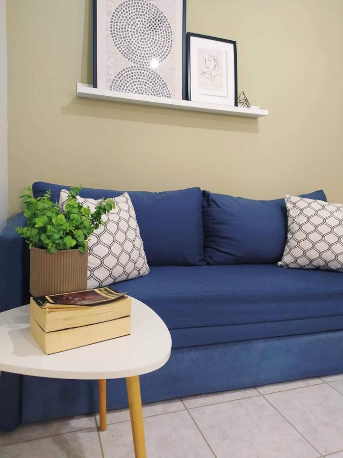 Ina'S Apartments Лефкими Екстериор снимка