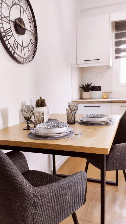 Ina'S Apartments Лефкими Екстериор снимка